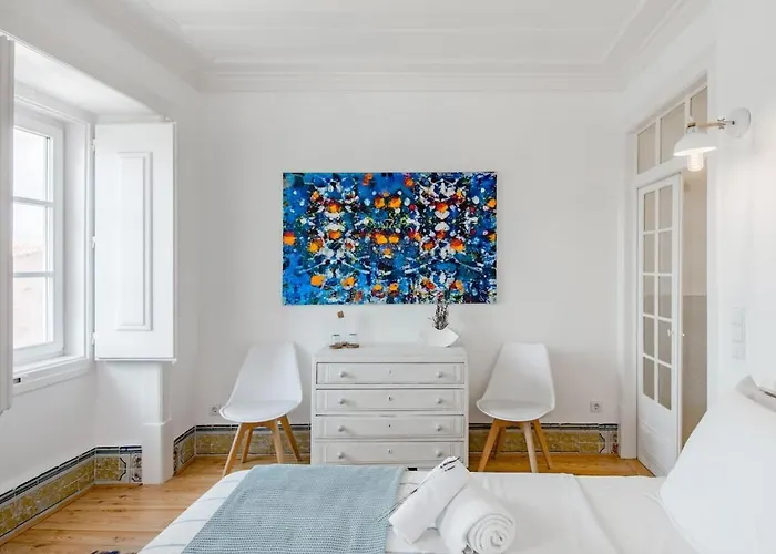 Updated Fully Equipped Comfortable With Sea View Apartament *