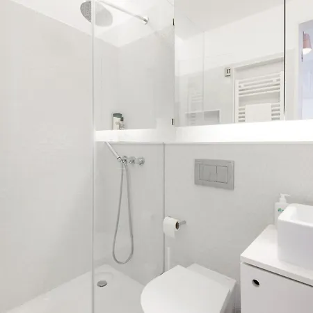 Stunning Views - Authentic Living *