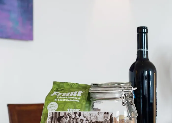 Updated Fully Equipped Comfortable With Sea View Lisboa